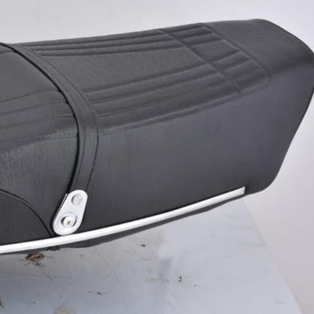 Seat cover cd 70 sp